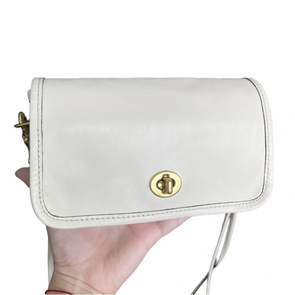 COACH Vintage Dinky Pouch Sling Back Off White/Ivory Crossbody Bag Rare - Picture 14 of 16